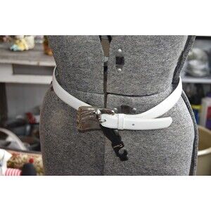 NWT Vintage 80s Dame Belt R&R White Vinyl Belt Silver Tone Buckle Size Medium